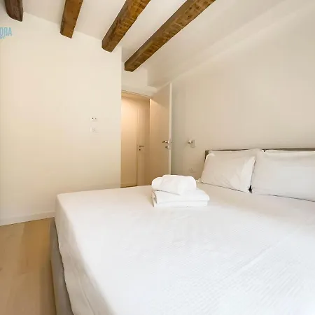 Cavana 10 Tirabora Short Rent, Con Parcheggio Privato *