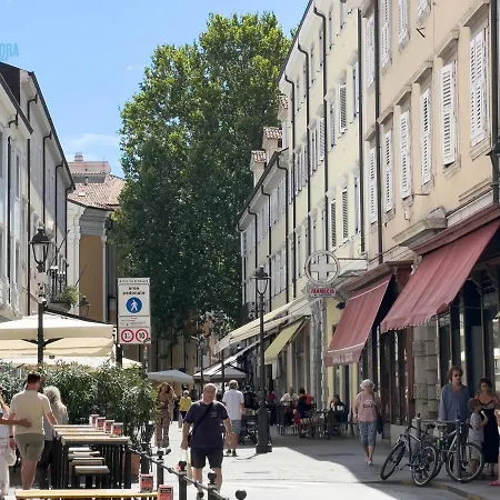 Apartmán Cavana 10 Tirabora Short Rent Terst