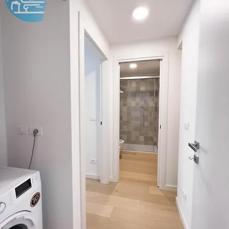 Cavana 10 Tirabora Short Rent, Con Parcheggio Privato Lägenhet