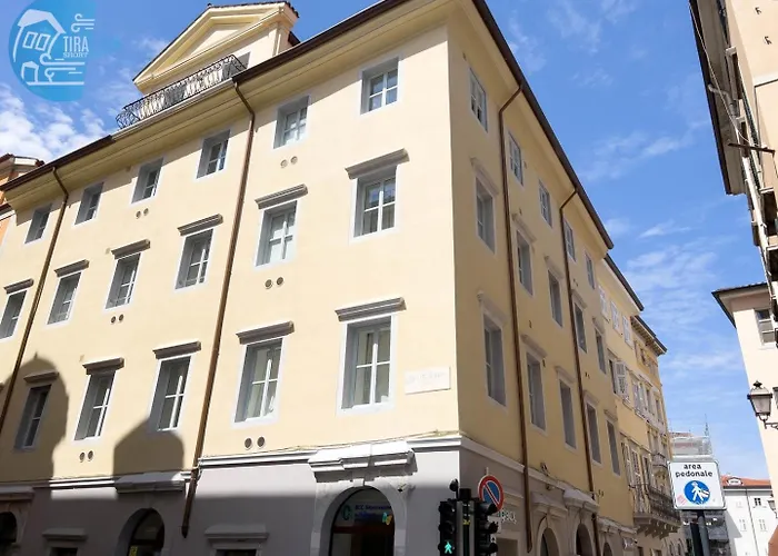 公寓 Cavana 10 Tirabora Short Rent, Con Parcheggio Privato 的里雅斯特